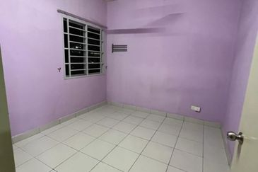 Pangsapuri Akasia, Bandar Botanic