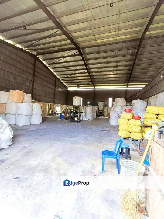 Kulai 24miles Industrial Land with 2 Factory, Johor, Kulai