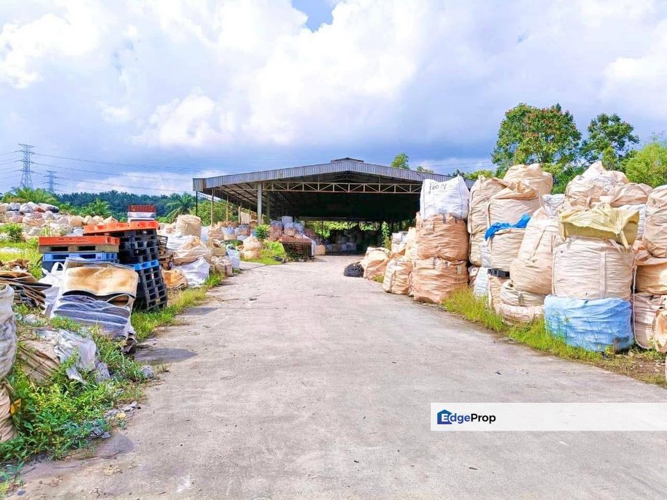 Kulai 24miles Industrial Land with 2 Factory, Johor, Kulai