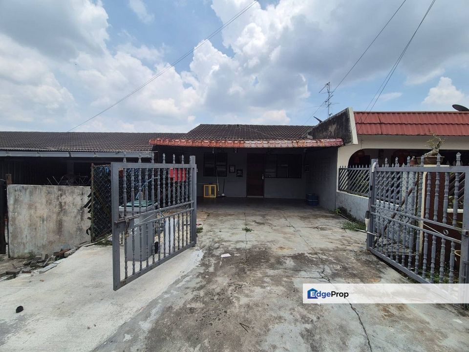 Skudai”Taman Universiti*Single Storey*For Sale, Johor, Skudai