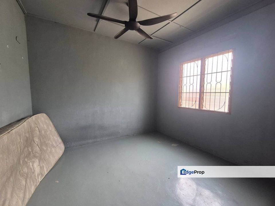 Skudai”Taman Universiti*Single Storey*For Sale, Johor, Skudai