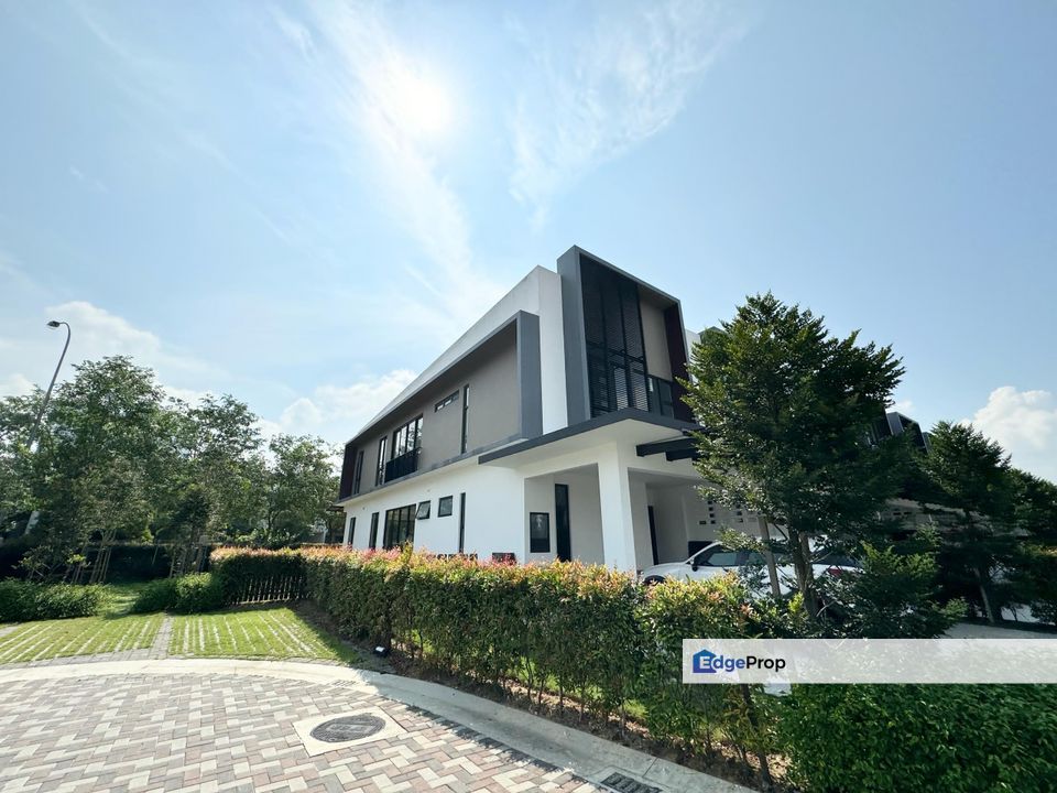 The Kews Senibong Leisure farm landed house , Johor, 