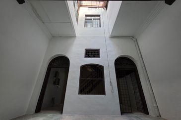Penang Heritage Zone 2-Storey Commercial Shophouse for Rent