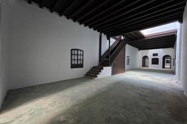 Penang Heritage Zone 2-Storey Commercial Shophouse for Rent