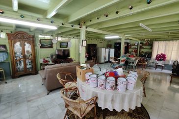 Penang Island Double-Story Bungalow with Sea Access For Sale FREEHOLD