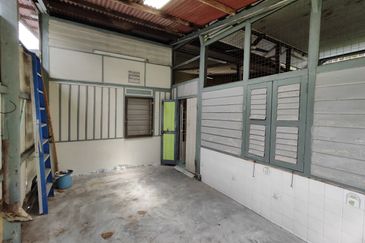 Penang Island Double-Story Bungalow with Sea Access For Sale FREEHOLD