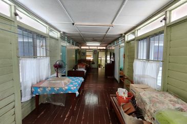 Penang Island Double-Story Bungalow with Sea Access For Sale FREEHOLD