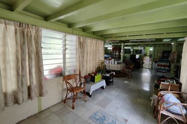 Penang Island Double-Story Bungalow with Sea Access For Sale FREEHOLD