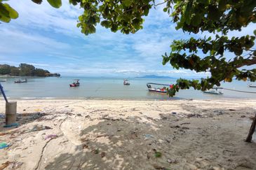 Penang Island Double-Story Bungalow with Sea Access For Sale FREEHOLD