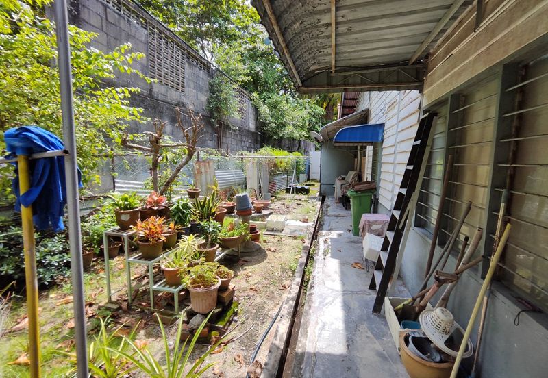 Penang Island Double-Story Bungalow with Sea Access For Sale FREEHOLD