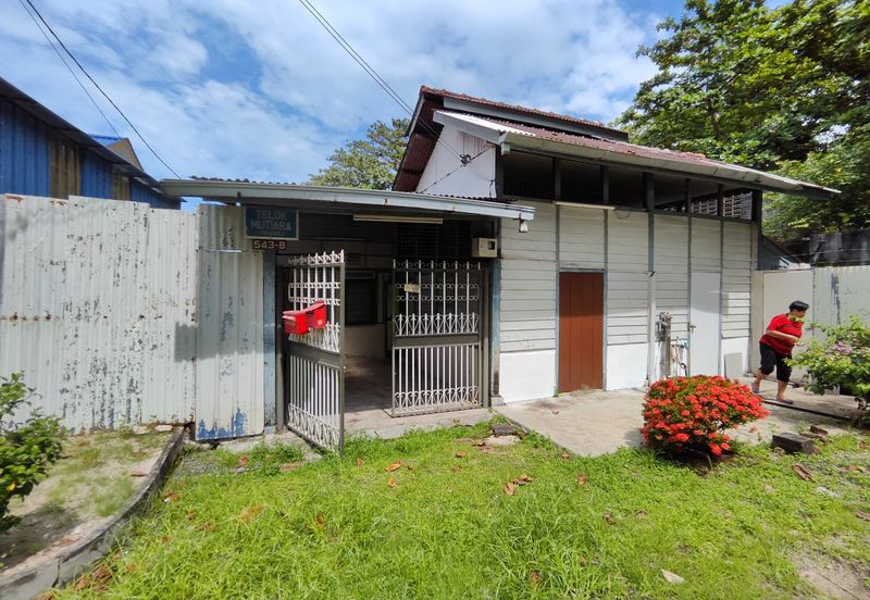 Penang Island Double-Story Bungalow with Sea Access For Sale FREEHOLD