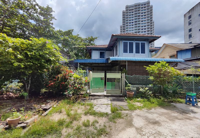 Penang Island Double-Story Bungalow with Sea Access For Sale FREEHOLD