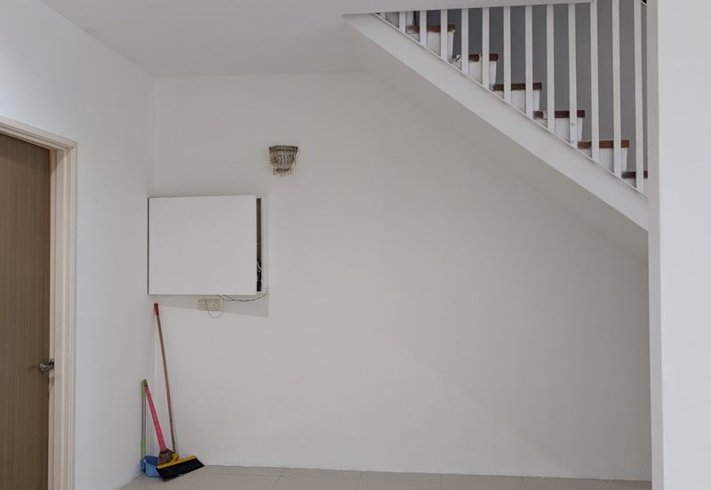 Lintang Lembah Permai 1