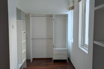 Lintang Lembah Permai 1