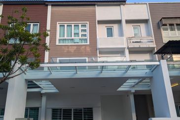 Lintang Lembah Permai 1