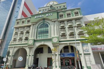 Weld Quay Ground Floor Office with Car Park For Rent