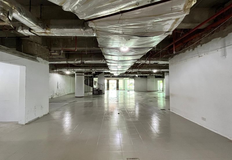 Weld Quay Ground Floor Office with Car Park For Rent