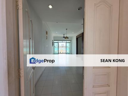 FOR SALE: Renovated Condo @ Tanjung Park, Tanjung Tokong 🏡 3 Bedrooms | Pool View | RM 550,000 (Negotiable), Penang, Tanjung Tokong