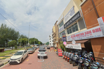 Jalan Sultan Azlan Shah