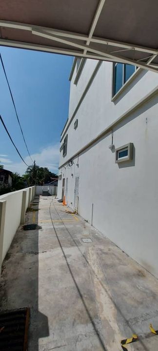 🏢 FOR SALE: 2-Storey Commercial Bungalow @ Bayan Lepas 📍 Jalan Sultan Azlan Shah | 🚗 Ample Carparks | 🌟 Prime Main Road Frontage, Penang, Bayan Baru