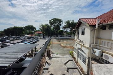 Jalan Masjid Negeri