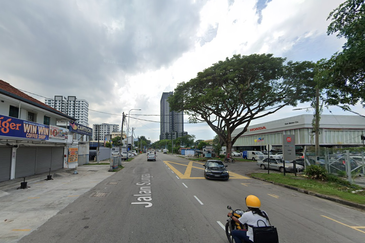 Lebuh Sungai Pinang 1