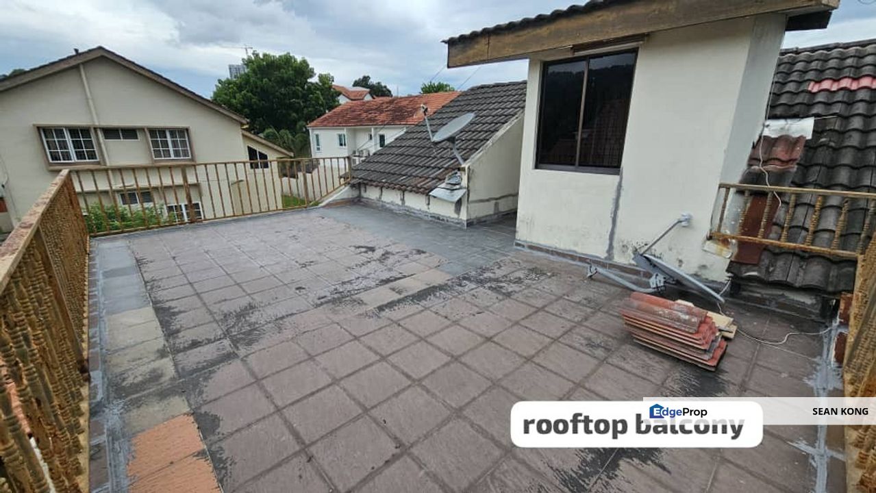 🌳 2-Storey Bungalow Facing Park Spacious 6,100 sf Land • 5 Bedrooms • Prime Location, Penang, Gelugor