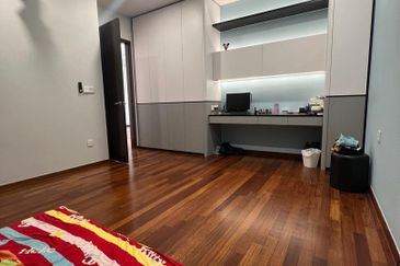 The Canal Garden South, Horizon Hills