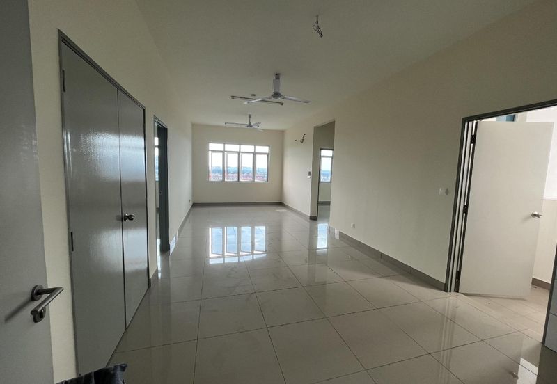 BRAND NEW CONDO WALKING DISTANCE TO STATION MRT @ RESIDENSI NEXUS KAJANG