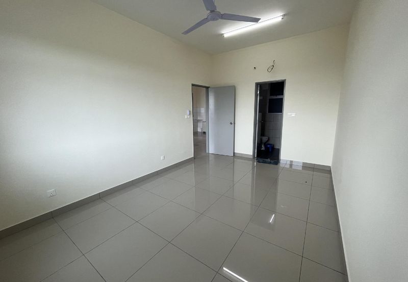 BRAND NEW CONDO WALKING DISTANCE TO STATION MRT @ RESIDENSI NEXUS KAJANG