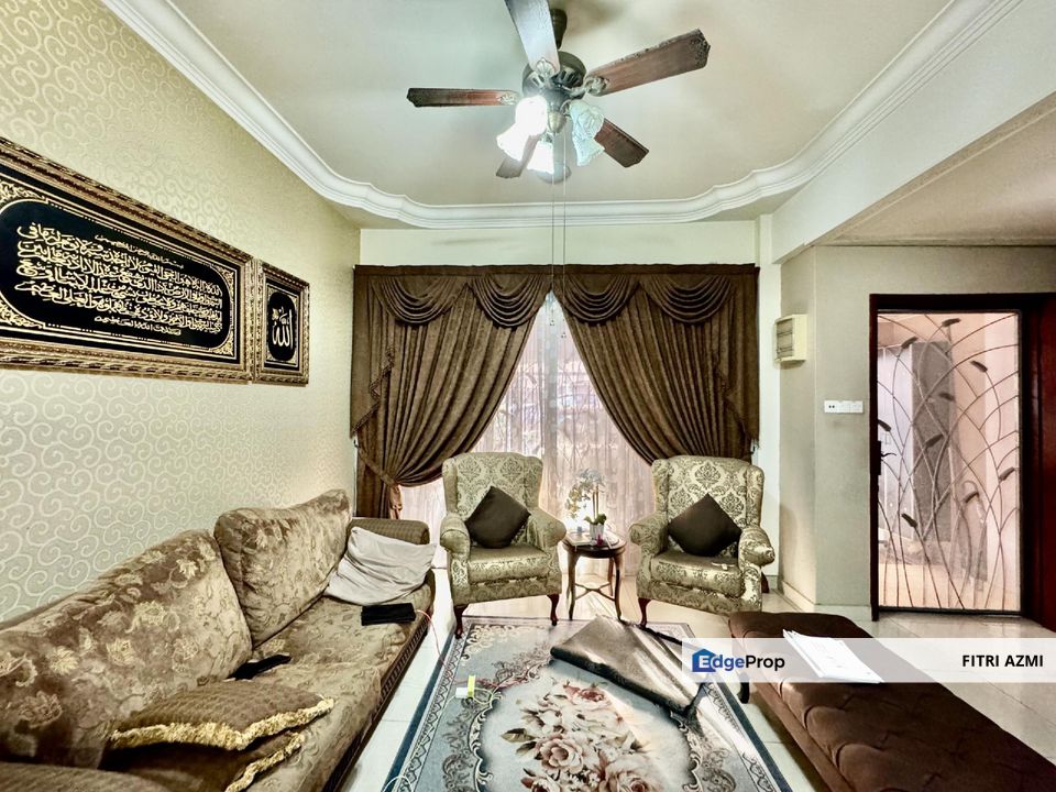 Taman Tropika, Kajang 2-Storey Terrace Below Market Value & Renovated, Selangor, Kajang