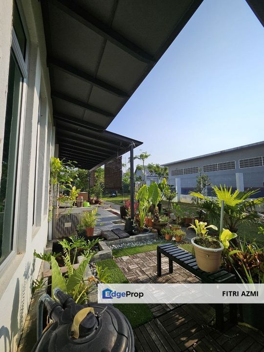 Fully Furnished Double Storey House (End unit) at Casa View, Cybersouth, Dengkil, Selangor, Selangor, Dengkil