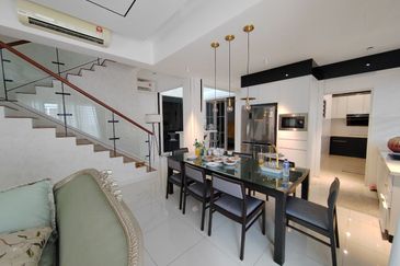 Parkfield Residences, Tropicana Heights