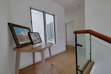 Parkfield Residences, Tropicana Heights