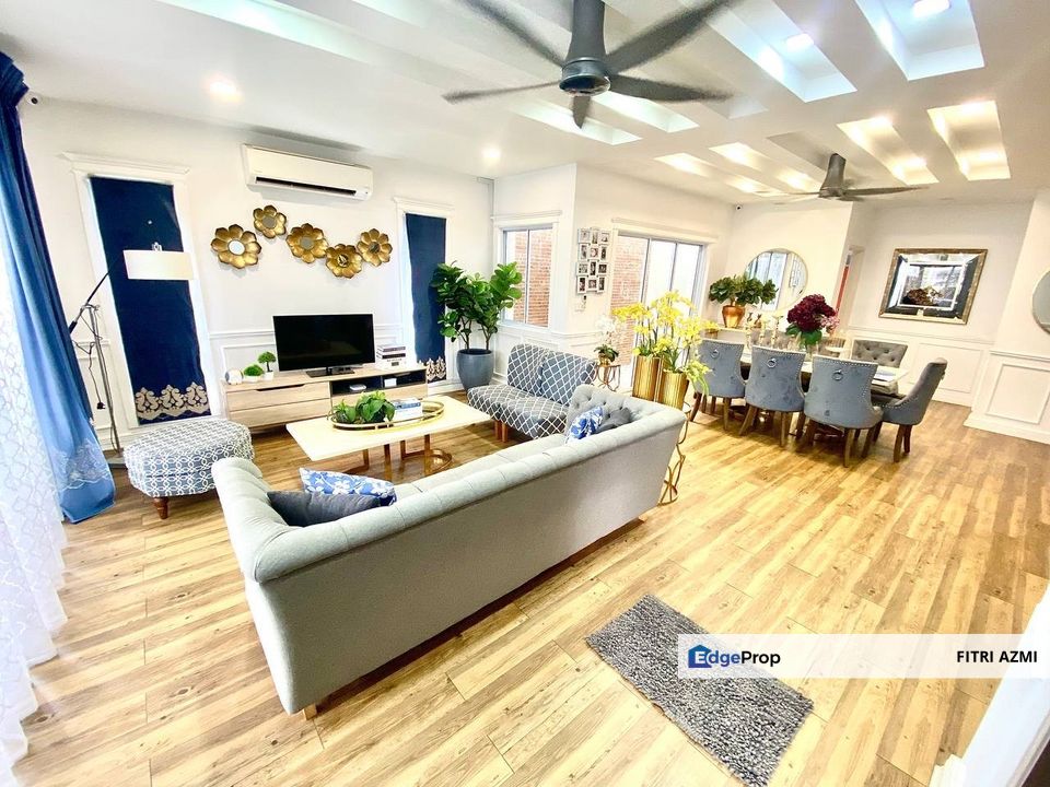 END LOT DOUBLE STOREY SUPERLINK TERRACE HOUSE AT THE CLOVER HOMES JALAN SEMANGGI, SEMENYIH, Selangor, Semenyih