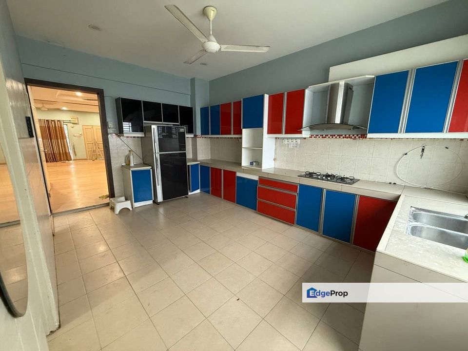 CHEAPEST RENOVATED TERRACE PRESINT 2 BANDAR NUSAPUTRA, Selangor, Puchong South