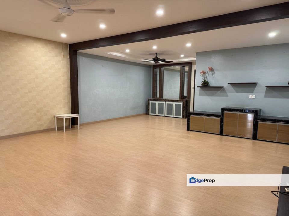 CHEAPEST RENOVATED TERRACE PRESINT 2 BANDAR NUSAPUTRA, Selangor, Puchong South