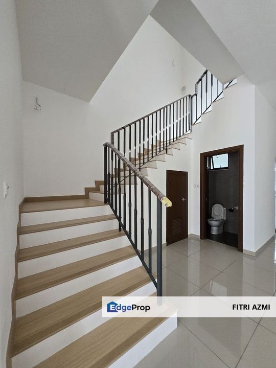 Near to Clubhouse & Garden with 4 Bedrooms @ Setia Safiro Adelle, Cyberjaya, Selangor, Cyberjaya