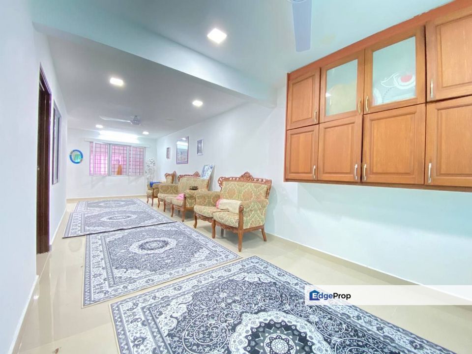 BEAUTIFUL ID & RENOVATED 2 STOREY TERRACE BANDAR TASIK KESUMA SEMENYIH, Selangor, Semenyih
