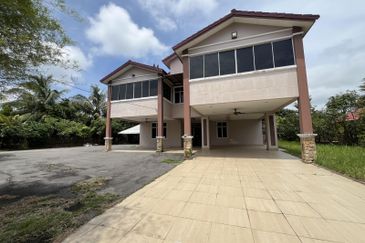 Desa Pinggiran Putra