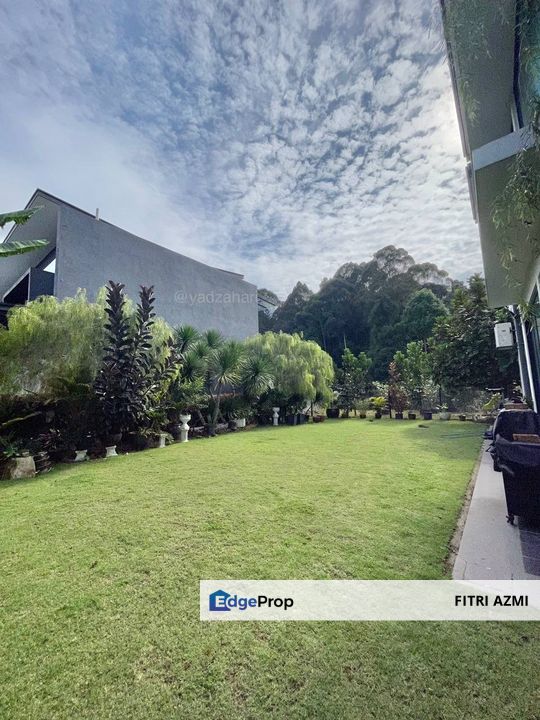 Renovated & Semi-furnished Double Storey Zero Lot Bungalow next to the natural lake, Perdana Heights U10 Shah Alam, Selangor, Shah Alam
