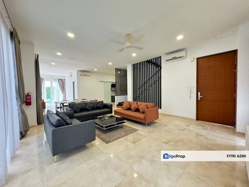 LAKEFRONT VILLA, CYBERJAYA 3 STOREY LINK BUNGALOW  | HUGE & SPACIOUS WITH PRIVATE GARDEN | FREEHOLD, Selangor, Cyberjaya
