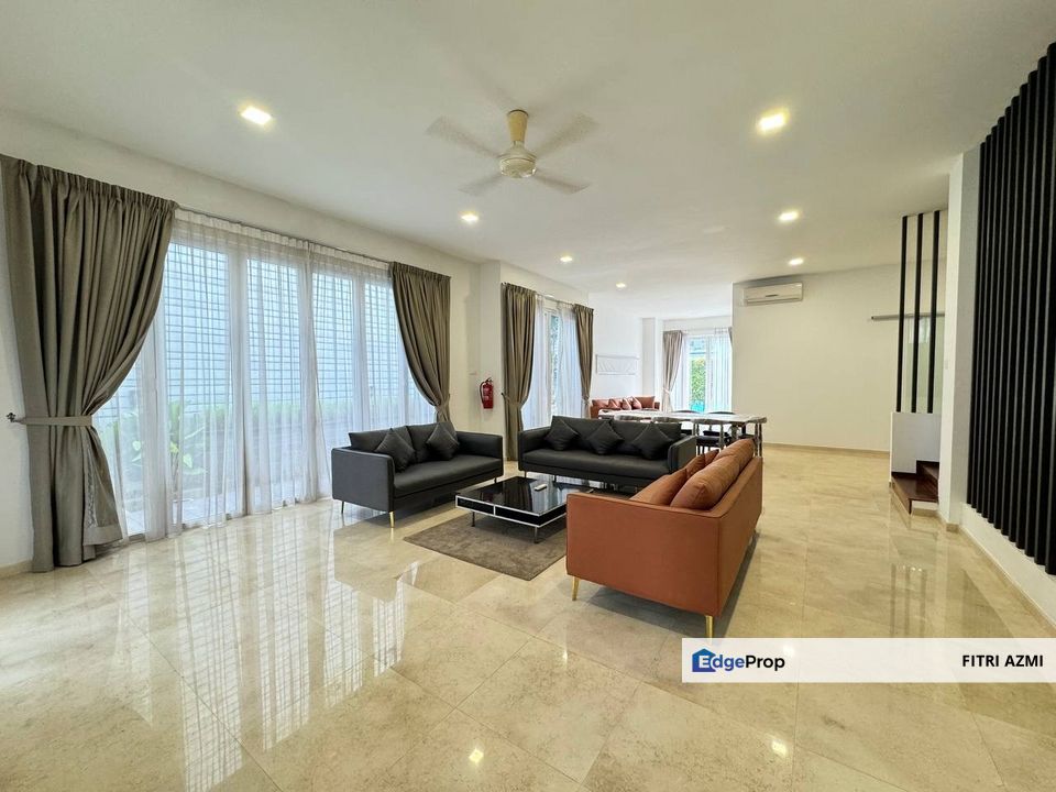 LAKEFRONT VILLA, CYBERJAYA 3 STOREY LINK BUNGALOW  | HUGE & SPACIOUS WITH PRIVATE GARDEN | FREEHOLD, Selangor, Cyberjaya