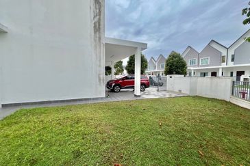 Ebonylane @ Eco Forest