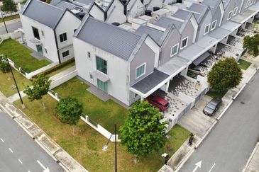 Ebonylane @ Eco Forest