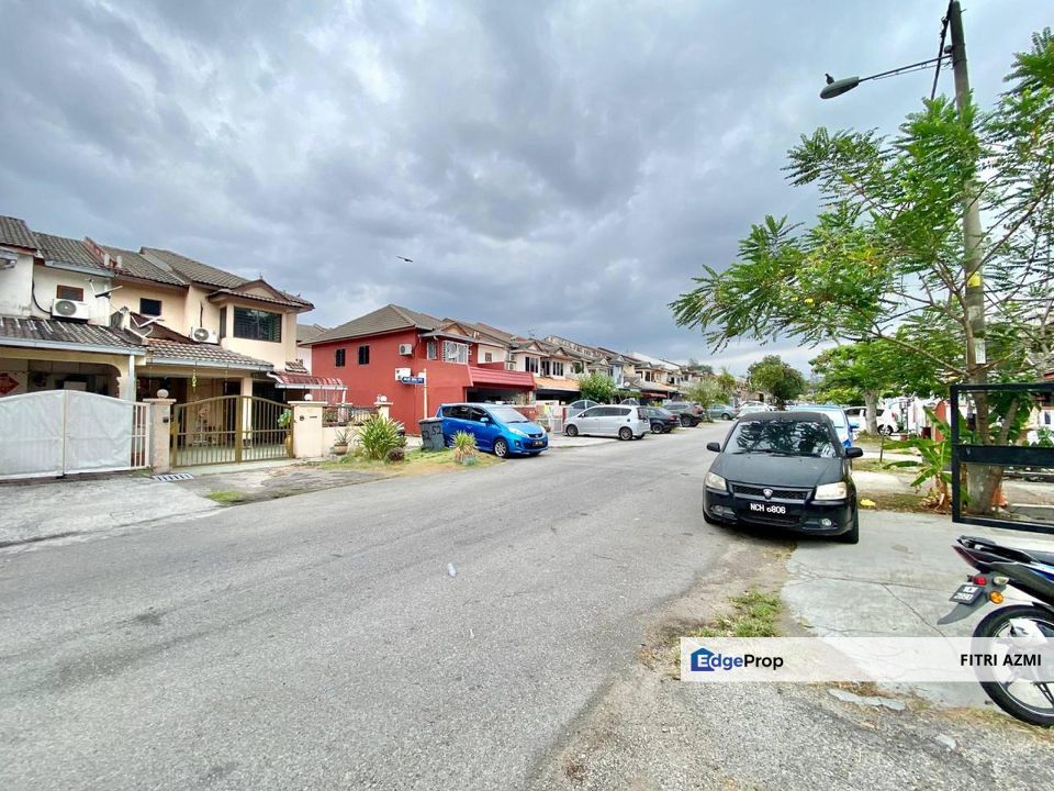 BANDAR COUNTRY HOMES, RAWANG DOUBLE STOREY TERRACE HOUSE |  FREEHOLD | RENOVATED & UPPER FLOOR EXTENSION , Selangor, Rawang