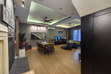 ATHIRA, Bandar Bukit Raja