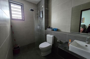 ATHIRA, Bandar Bukit Raja