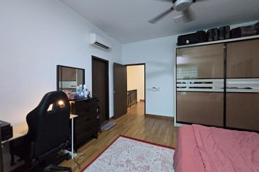 ATHIRA, Bandar Bukit Raja