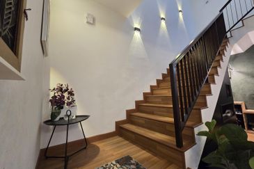 ATHIRA, Bandar Bukit Raja